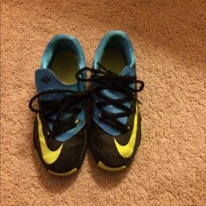 Nike KD's 6 in 8/10 condition
