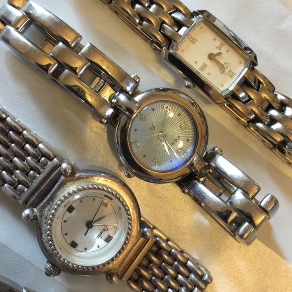 Shiny silver watch bundle Fossil Citizen Nine West - Picture 2 of 4