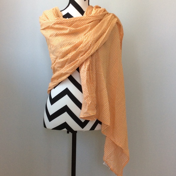 Scarf/Wrap - Picture 4 of 5