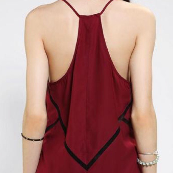 SOLD Silence + Noise Mesh-Inset Racerback Cami - Picture 4 of 4