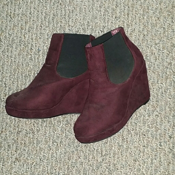 Burgundy wedge booties