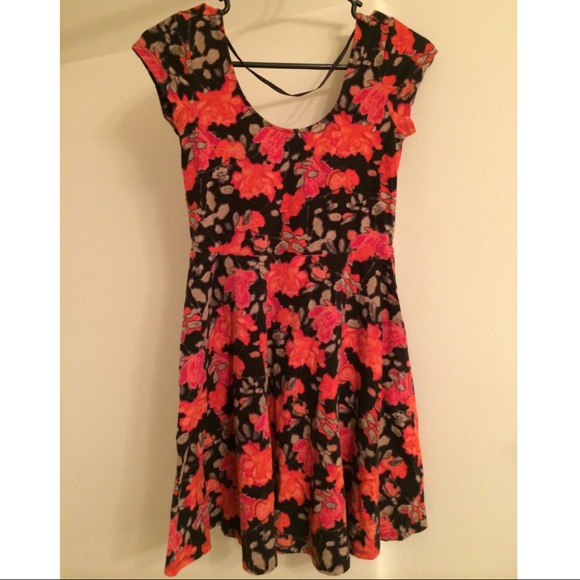 ⚡️SALE Urban Outfitters Floral dress