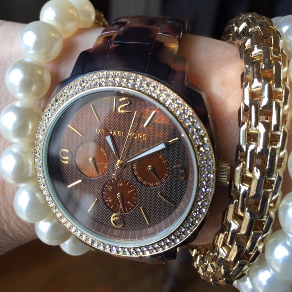 Authentic Tortoise Michael Kors copper face watch! - Picture 2 of 4