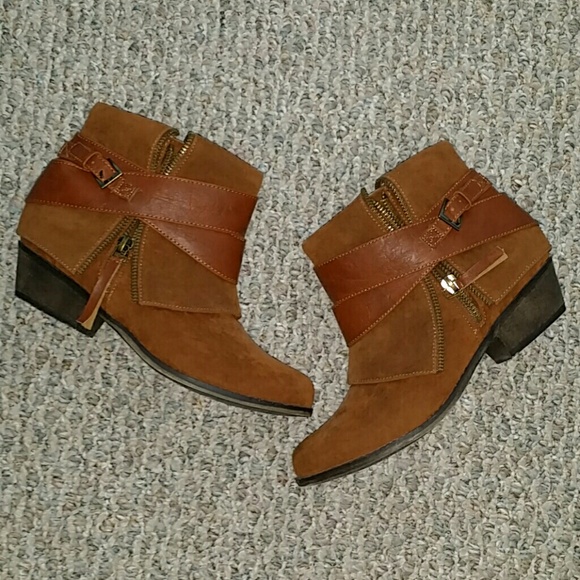 Adorable western booties