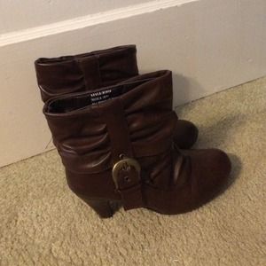 Brown boots