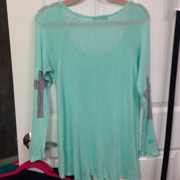 Honey Punch Sweaters - Cross on elbow top