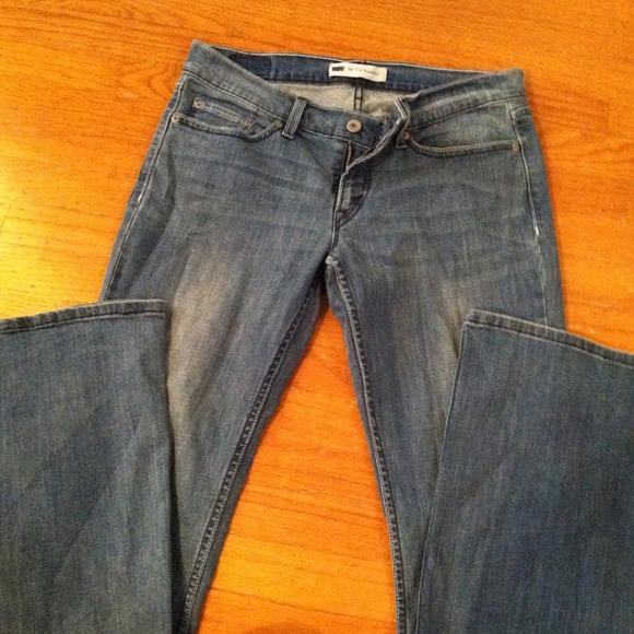 Levi's