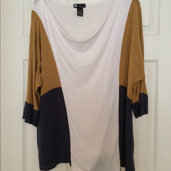 SOLD IN BUNDLE - Picture 1 of 2