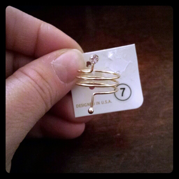 Sold......Knuckle ring or ring finger - Picture 2 of 2