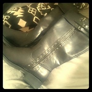 *Reposh* Cute wide calf boots!