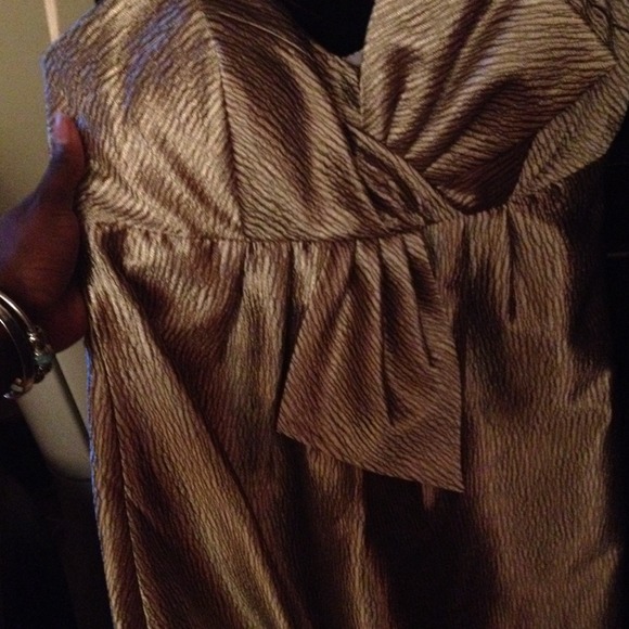 A BCBG cocktail dress - Picture 3 of 4