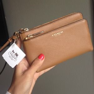 Authentic COACH saffiano double zip wristlet
