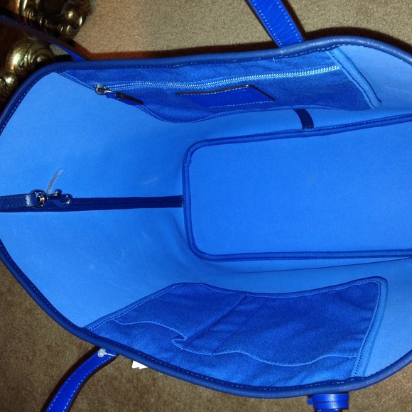 💙Authentic COACH Leather Navy Shoulder tote/bag💙 - Picture 2 of 4