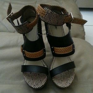 Strapy wedge sandals