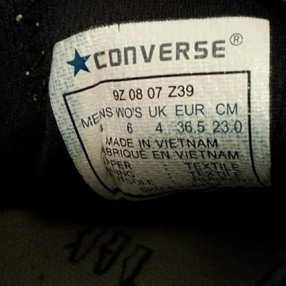 Converse - Picture 2 of 4