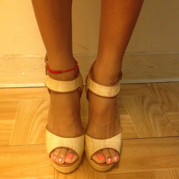 Crochet Shoes - Picture 2 of 4