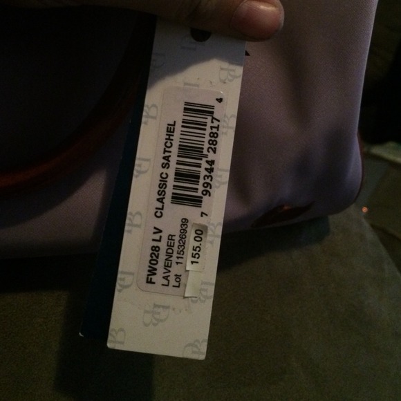 dooney & bourke lavender classic satchel - Picture 3 of 4