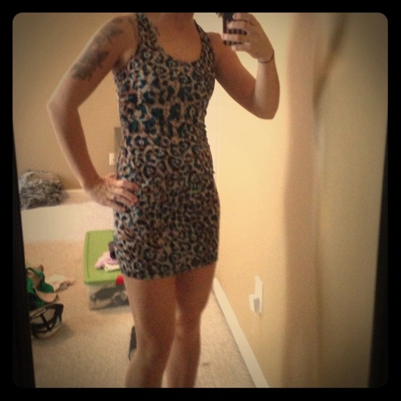 Colorful dress - Picture 1 of 3