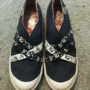 Keds slip on shoes