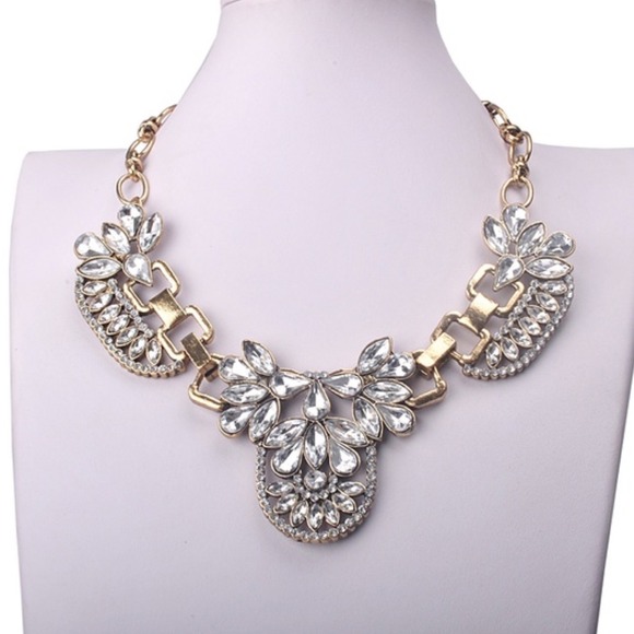 Statement Necklace - Picture 3 of 3