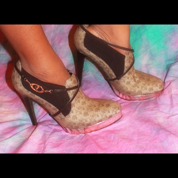 Brown gold monogram platform ankle heel booties 9 - Picture 2 of 2
