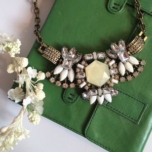 Silver Statement Necklace 🎉