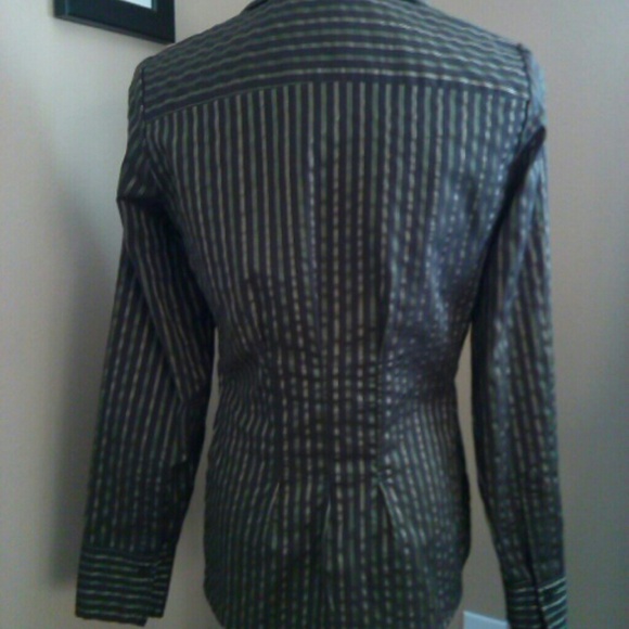 Sold in bundle -Apt 9 Top - Picture 3 of 3