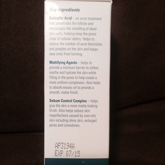 Proactive Daily Oil Control - Picture 2 of 2