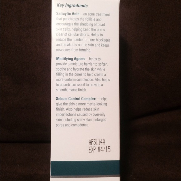 Proactive Daily Oil Control - Picture 2 of 2