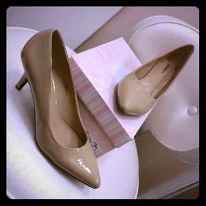 **Price Cut!**Nude pumps