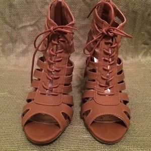 🐼🐼Bamboo Brown Heels🐼🐼