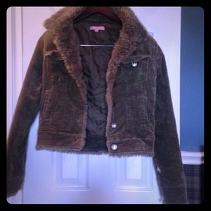 🔶F21 Fur lined Olive Green Corduroy Jacket