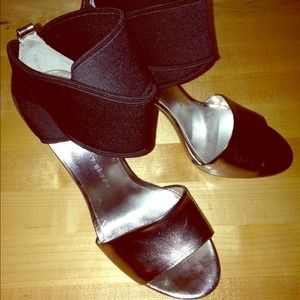 Martinez Valero Heels