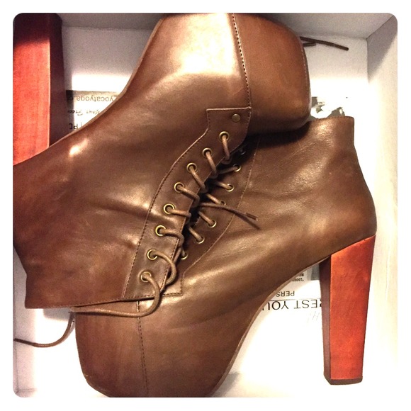 Jeffrey Campbell Litas