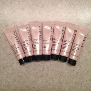 Mary Kay Extra Emollient Night Cream Travel Size