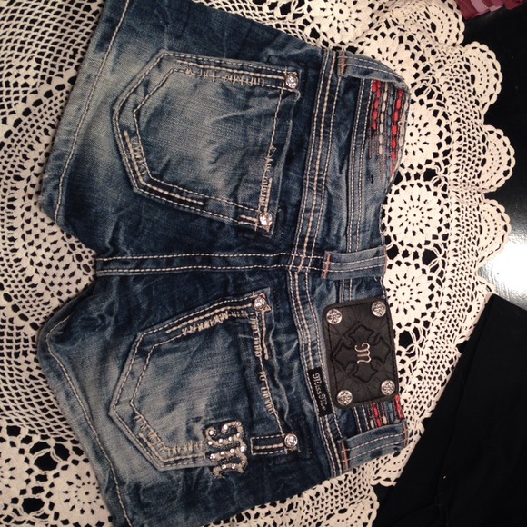 Miss Me Shorts!!! - Picture 2 of 4