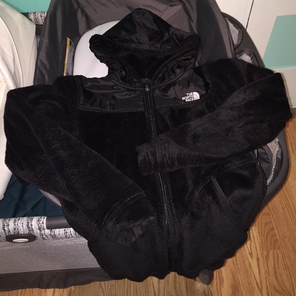 The north face fleece very well taken care of!!