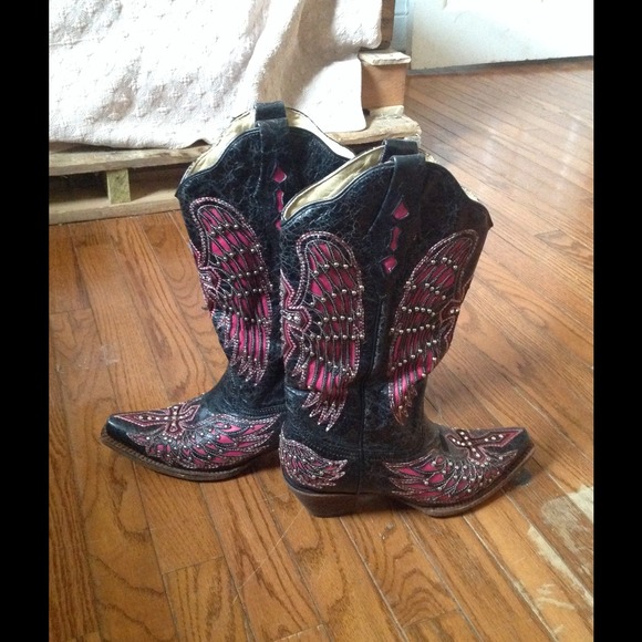 Corral cowgirl boots