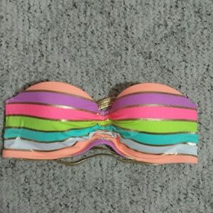 Adorable Victoria's secret bikini top