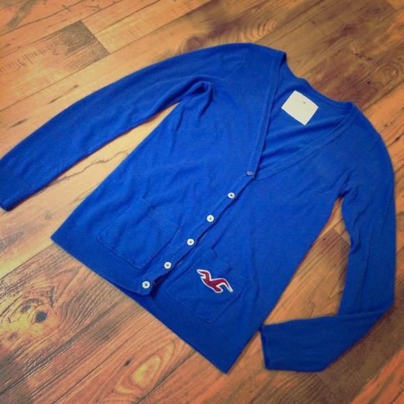 💟Hollister button up sweater