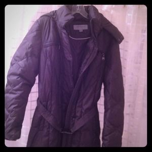 Dark gray winter jacket with fur hood