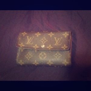 Authentic Louis Vuitton Wallet.