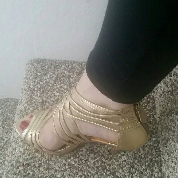 High hells, lots of straps & gold on color. - Picture 2 of 2