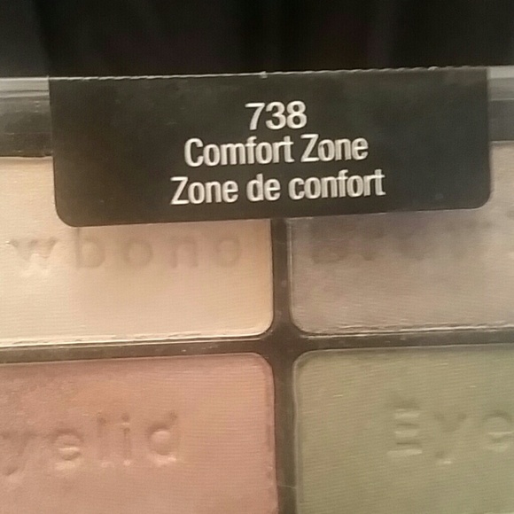 Eye shadow pallette - Picture 3 of 3