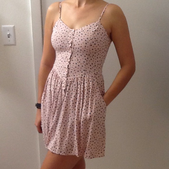 H&M Dresses & Skirts - H&M Pink Heart Dress
