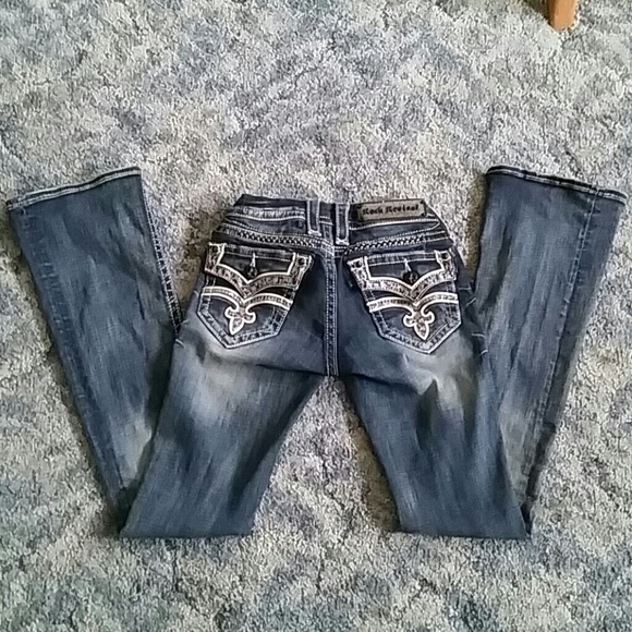 Rock Revival Bootcut Sequined Pocket