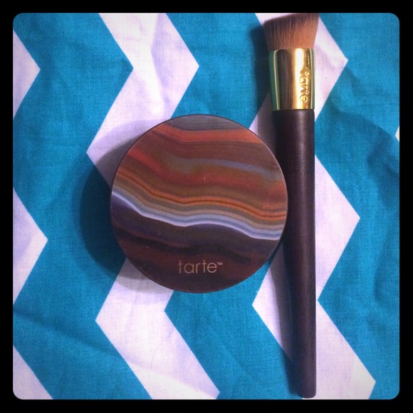 🎀Tarte Amazonian Foundation-BRUSH IS SOLD🎀