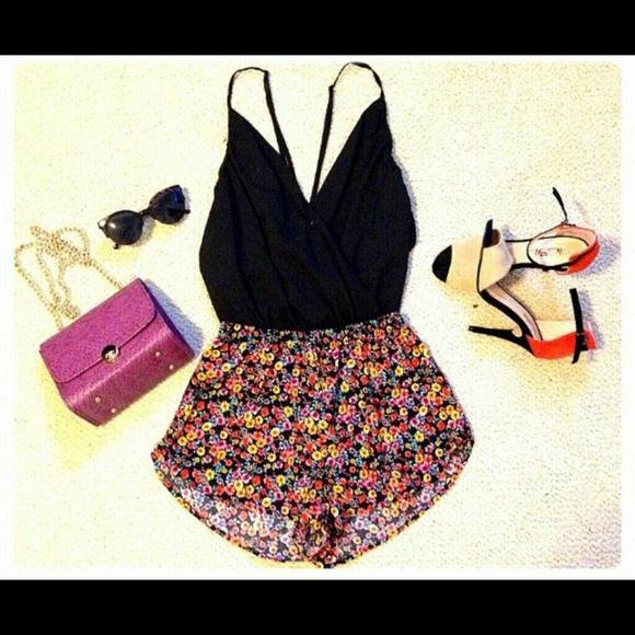 Pants - High Waist Floral Shorts