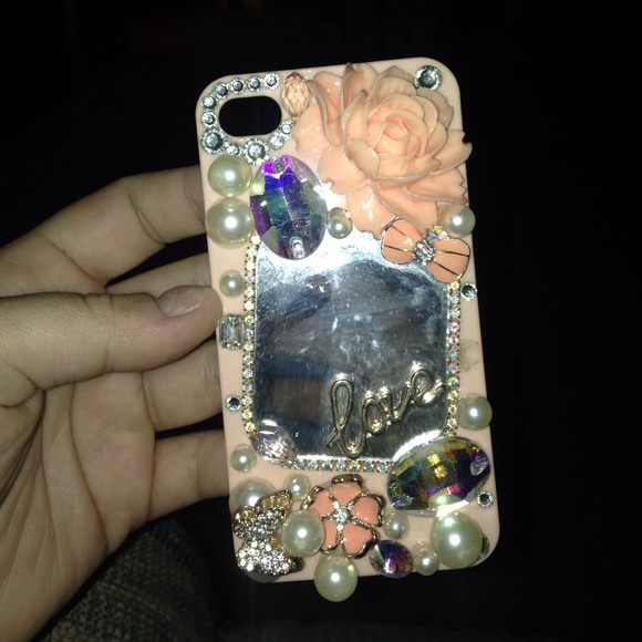 iPhone 4/4s 3D MIRROR CASE - Picture 3 of 3