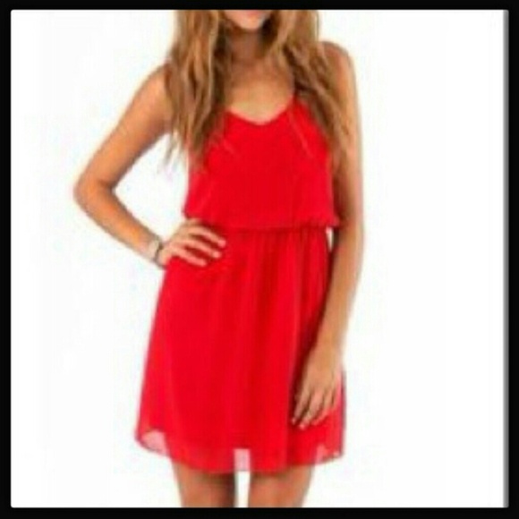 Red chiffon cocktail dress - Picture 2 of 4